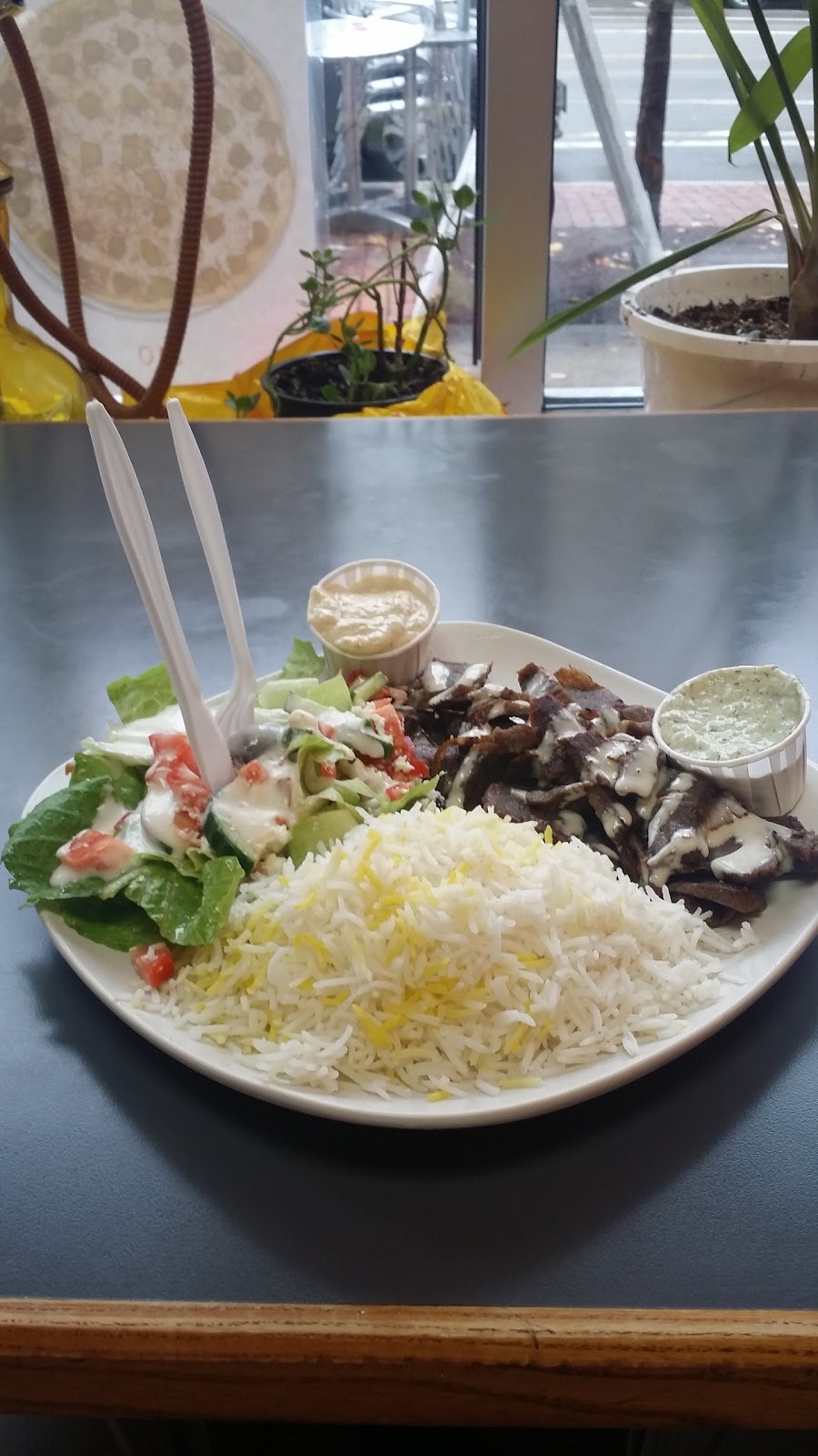 Mass Chicken | restaurant | 736 Massachusetts Ave, Cambridge, MA 02139, USA | 6172344450 OR +1 617-234-4450