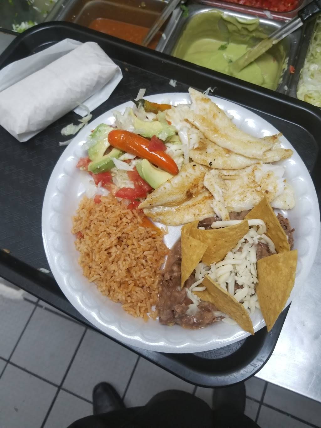 Gugus Tacos Restaurant | restaurant | 15317 Vanowen St, Van Nuys, CA 91406, USA | 8187817428 OR +1 818-781-7428