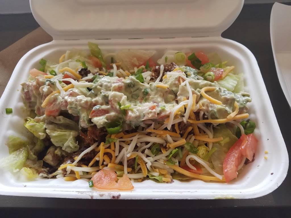 Luiss Arepera llc | restaurant | 948 Forest Ave, Portland, ME 04103, USA | 2072868646 OR +1 207-286-8646