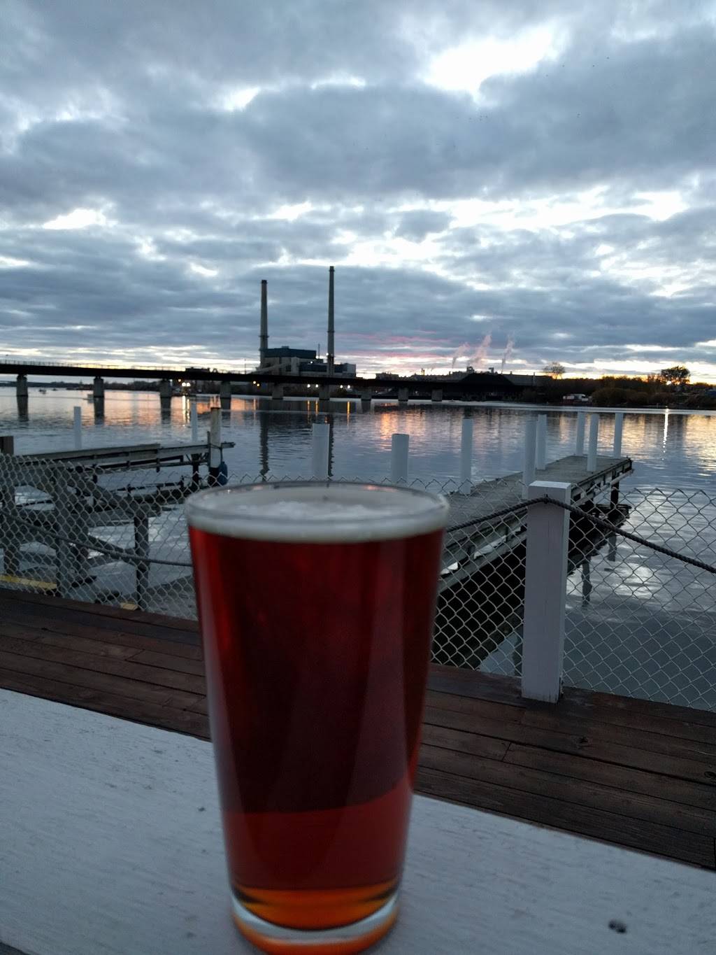 Jimmy Seas | restaurant | 1330 Marine St, Green Bay, WI 54301, USA | 9204387640 OR +1 920-438-7640