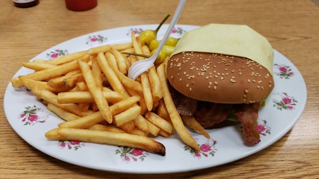 El Pueblo Burger | restaurant | 16025 Gale Ave, City of Industry, CA 91745, USA | 6263693911 OR +1 626-369-3911