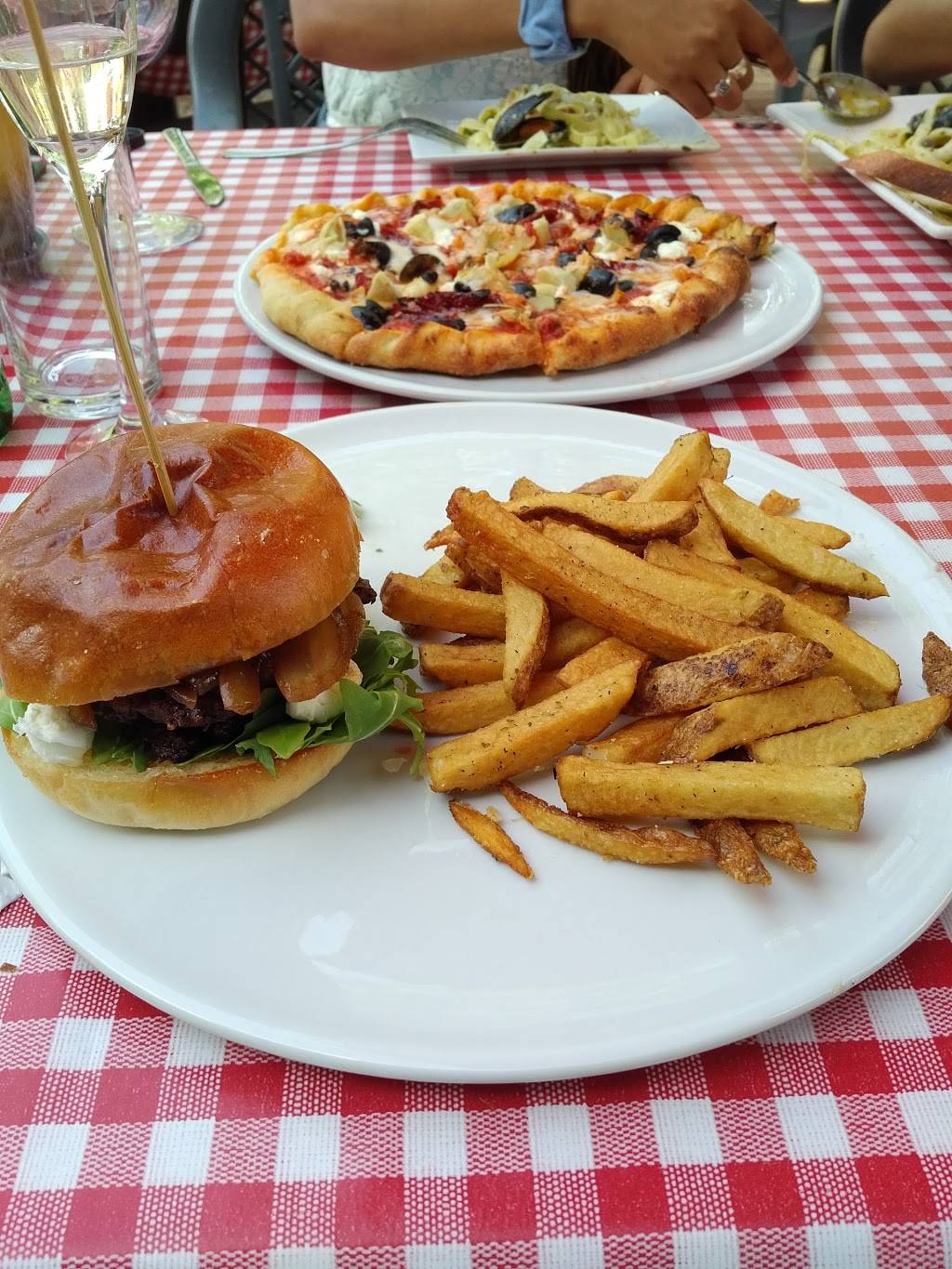 Rustico Kitchen And Bar | restaurant | 1W4, 905-907 Victoria St N, Kitchener, ON N2B 3C3, Canada | 5195766737 OR +1 519-576-6737