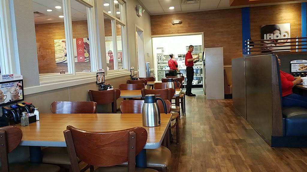 IHOP | restaurant | 5252 S State Hwy 360, Grand Prairie, TX 75052, USA | 9723522987 OR +1 972-352-2987