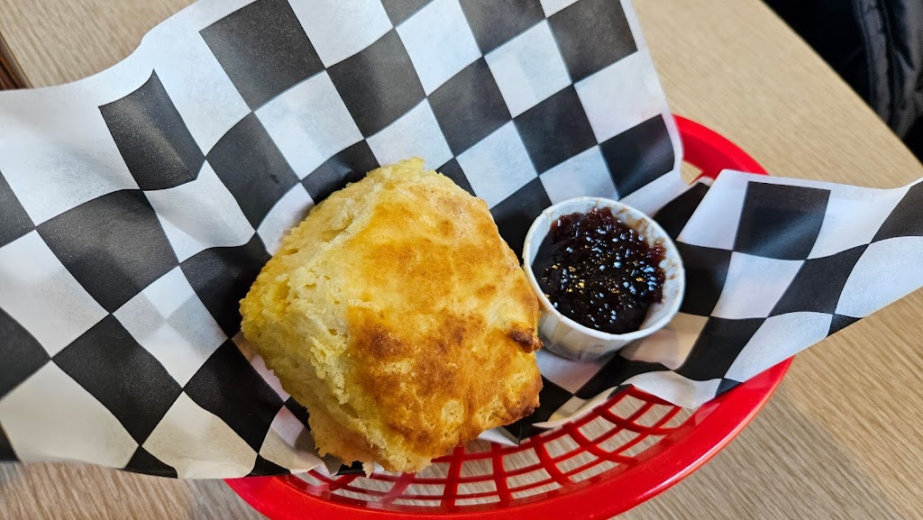 Harolds Diner Soda Fountain & Farmacy | restaurant | 17 White St, Eureka Springs, AR 72632, USA | 4793636470 OR +1 479-363-6470