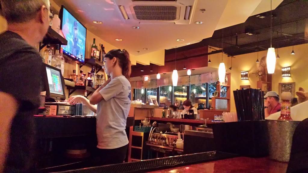 Taqueria el Poblano | restaurant | 2401 Columbia Pike, Arlington, VA 22204, USA | 7032718979 OR +1 703-271-8979