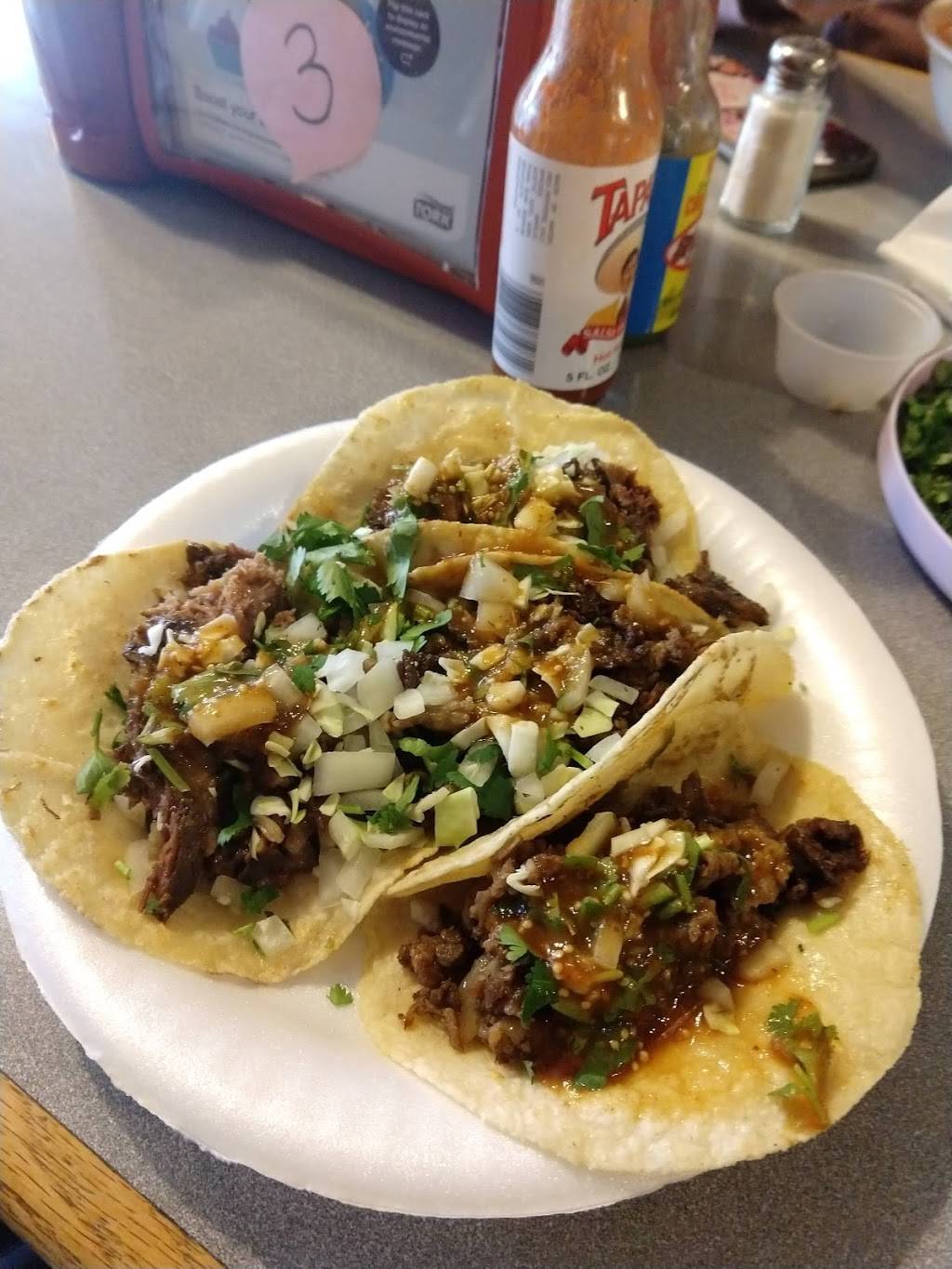 Sergio’s Taqueria | restaurant | 320 E Elm Ave, Coalinga, CA 93210, USA | 5598218006 OR +1 559-821-8006