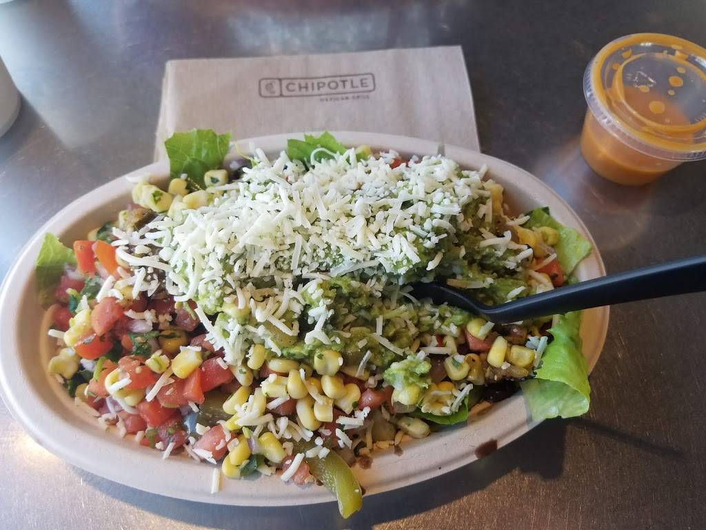 Chipotle Mexican Grill | restaurant | 1020 Center Point Rd Ste 112, San Marcos, TX 78666, USA | 5123960264 OR +1 512-396-0264
