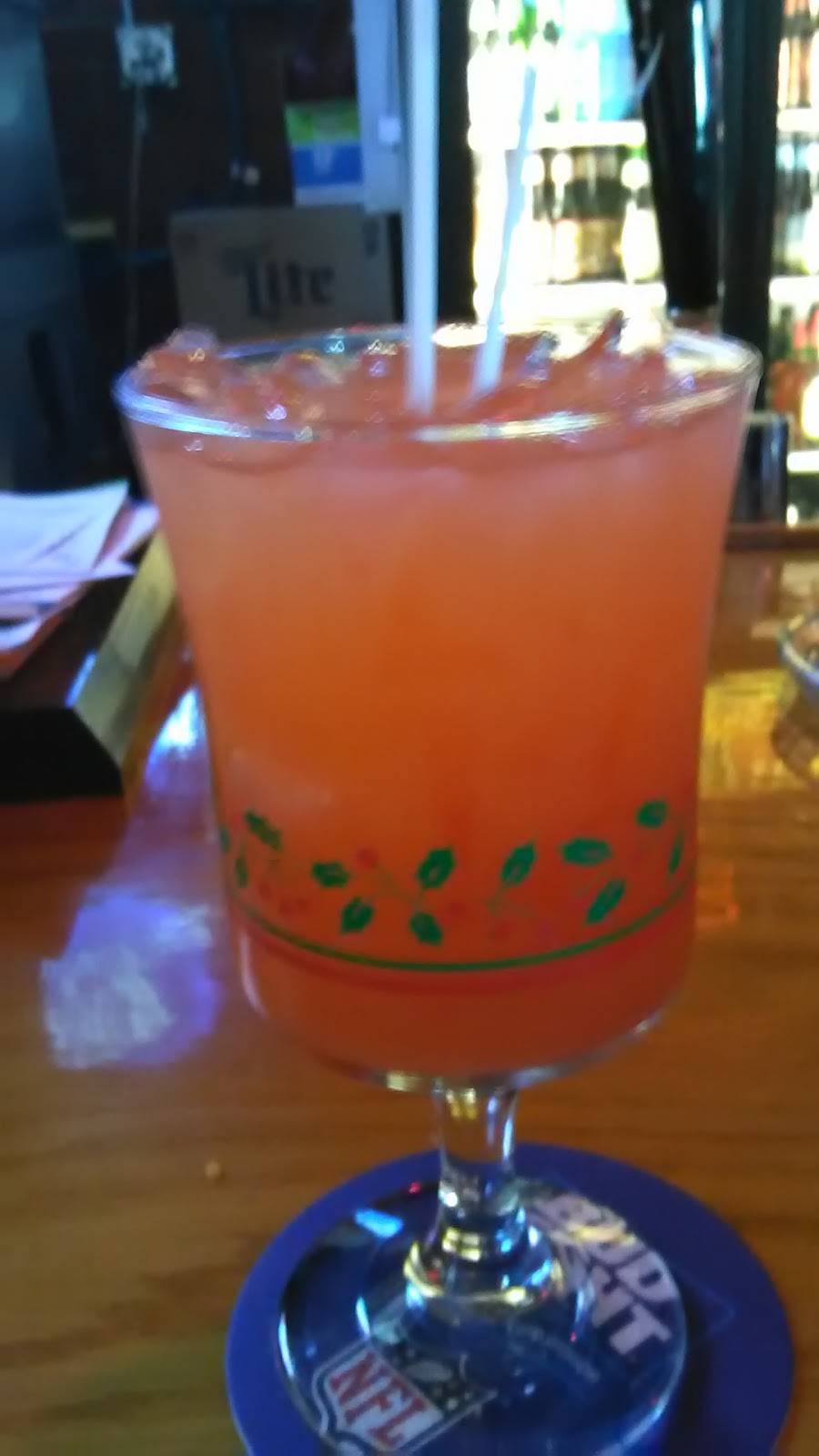 Everettes Grill & Saloon | night club | 1210 N Roan St Ste 5, Johnson City, TN 37601, USA | 4237735475 OR +1 423-773-5475