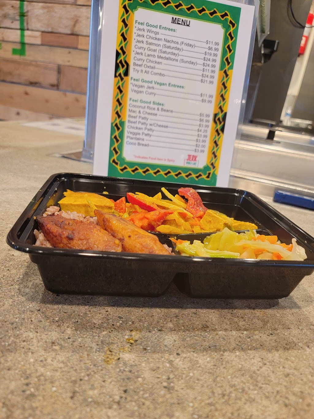 Jerk Wings Cafe | restaurant | 8300 Tampa Ave, Los Angeles, CA 91324, USA | 7472377244 OR +1 747-237-7244