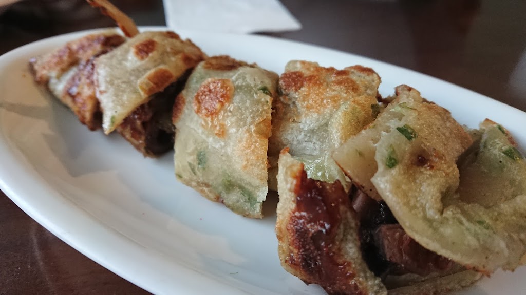 Dolphin Bay | restaurant | 72 Brighton Ave, Allston, MA 02134, USA | 6175621668 OR +1 617-562-1668