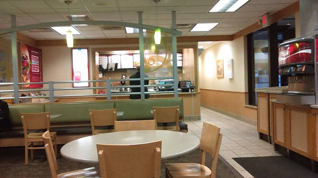 Wendys | restaurant | 603 Clairton Blvd, Pittsburgh, PA 15236, USA | 4126535380 OR +1 412-653-5380