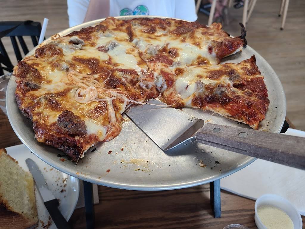 Myles Pizza Pub | restaurant | Corner of Scarlett St and, S Pleasantburg Dr, Greenville, SC 29607, USA | 8645091416 OR +1 864-509-1416