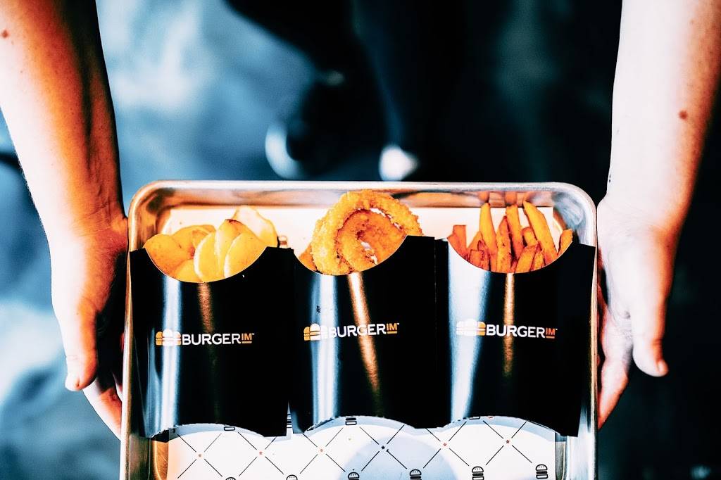 BurgerIM South Corona | restaurant | 1240 E Ontario Ave STE 107, Corona, CA 92881, USA | 9514757245 OR +1 951-475-7245