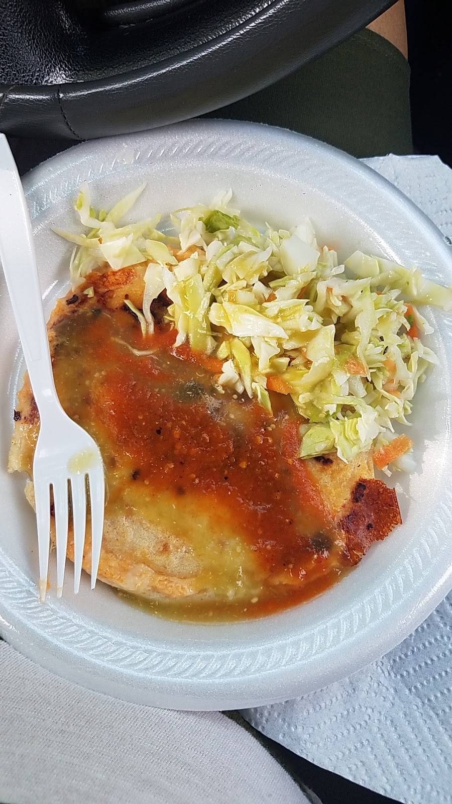 Pupuseria Daysi | restaurant | 200 W Buttonwood St, Reading, PA 19601, USA | 4847210774 OR +1 484-721-0774