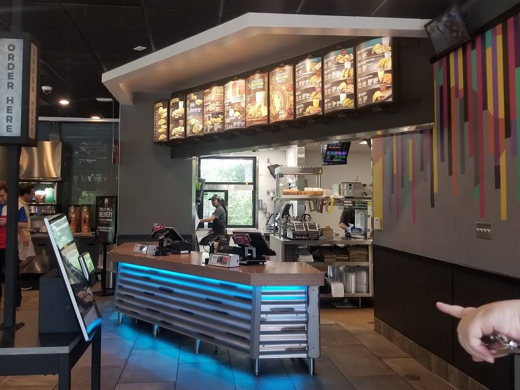 Taco Bell | meal takeaway | 3103 College Park Dr, The Woodlands, TX 77384, USA | 9362713608 OR +1 936-271-3608