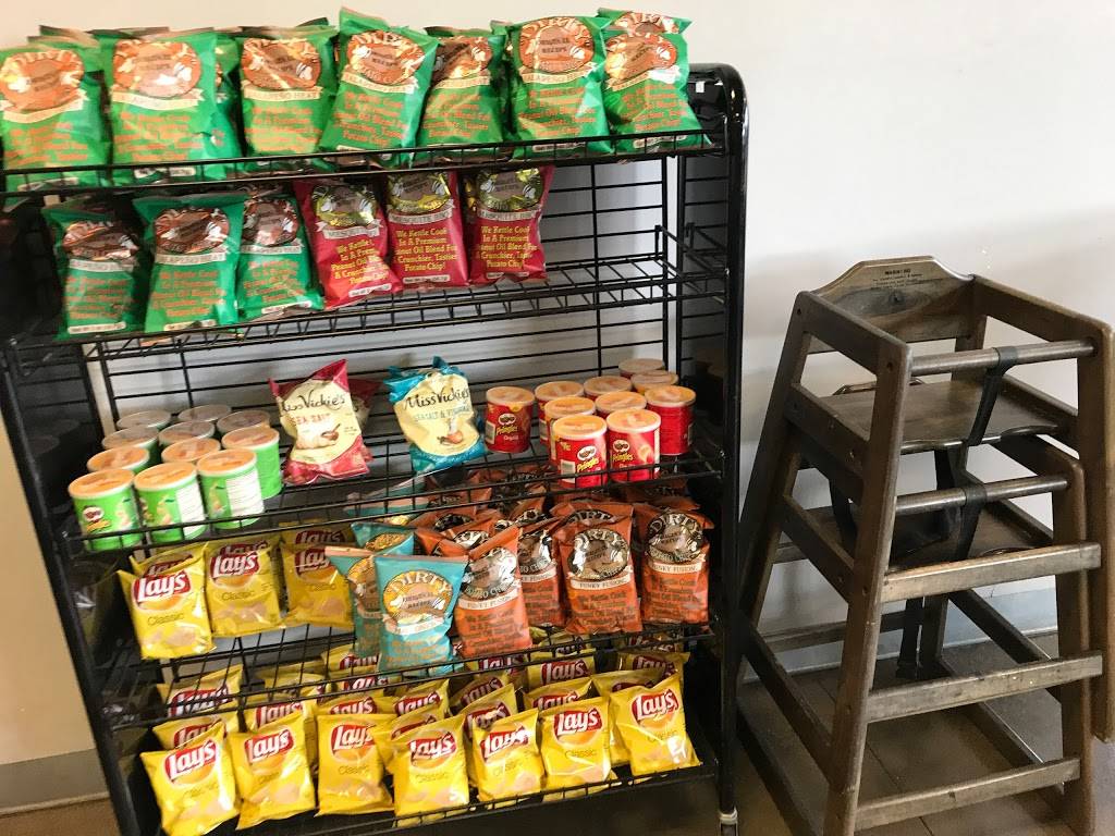 DONNIES BBQ | restaurant | 3242 W Grant Line Rd, Tracy, CA 95304, USA | 2098348877 OR +1 209-834-8877