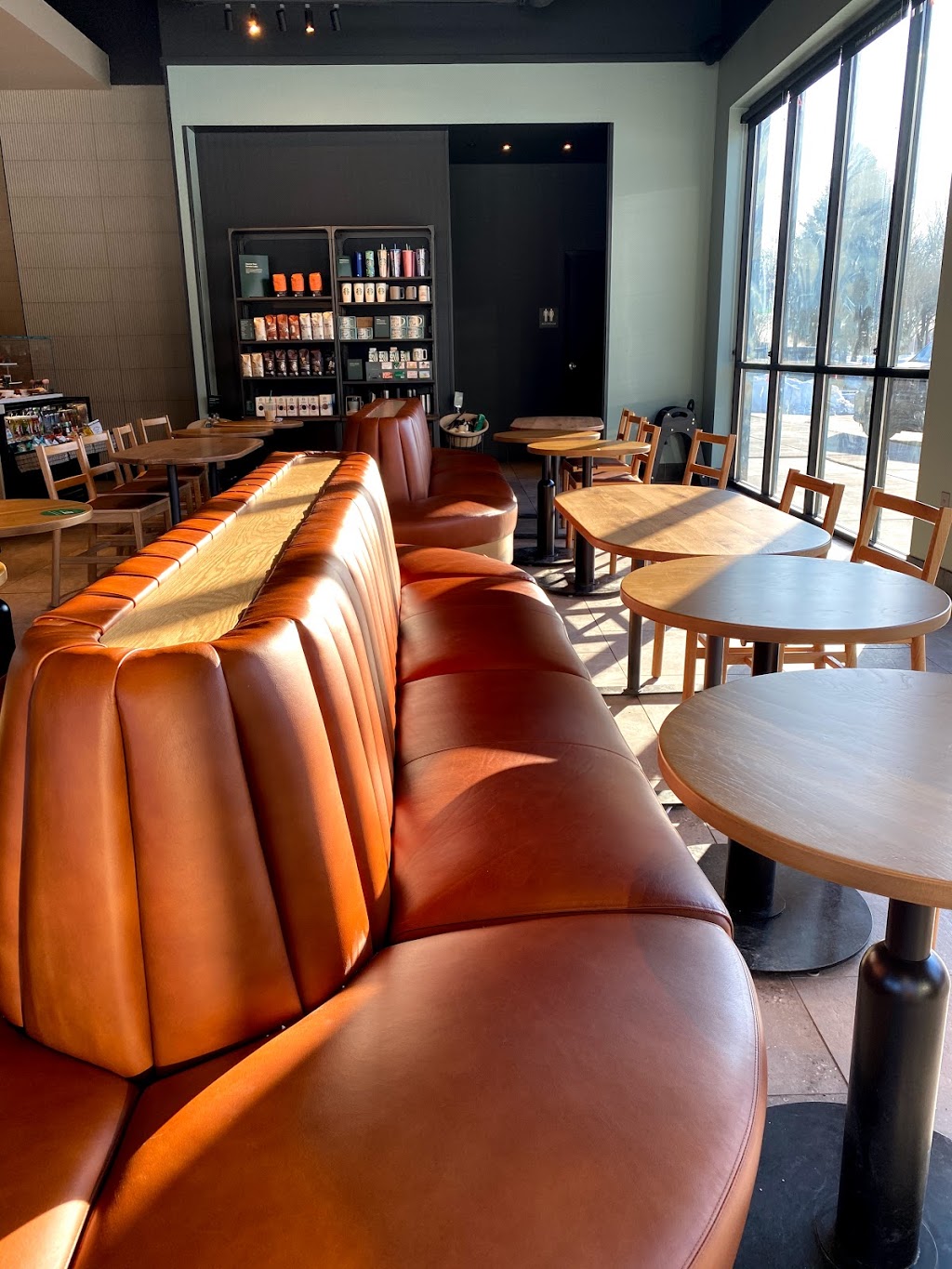 Starbucks | cafe | 4090 Annapolis Ln N, Plymouth, MN 55447, USA | 6129654879 OR +1 612-965-4879