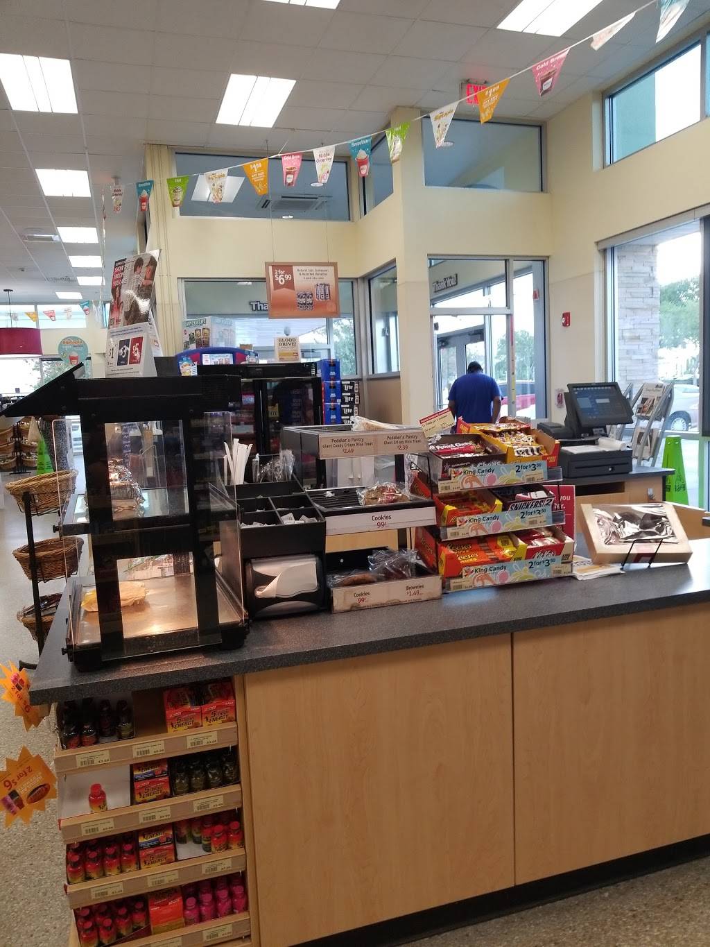 Wawa | cafe | 3650 34th St N, St. Petersburg, FL 33713, USA | 7275215627 OR +1 727-521-5627