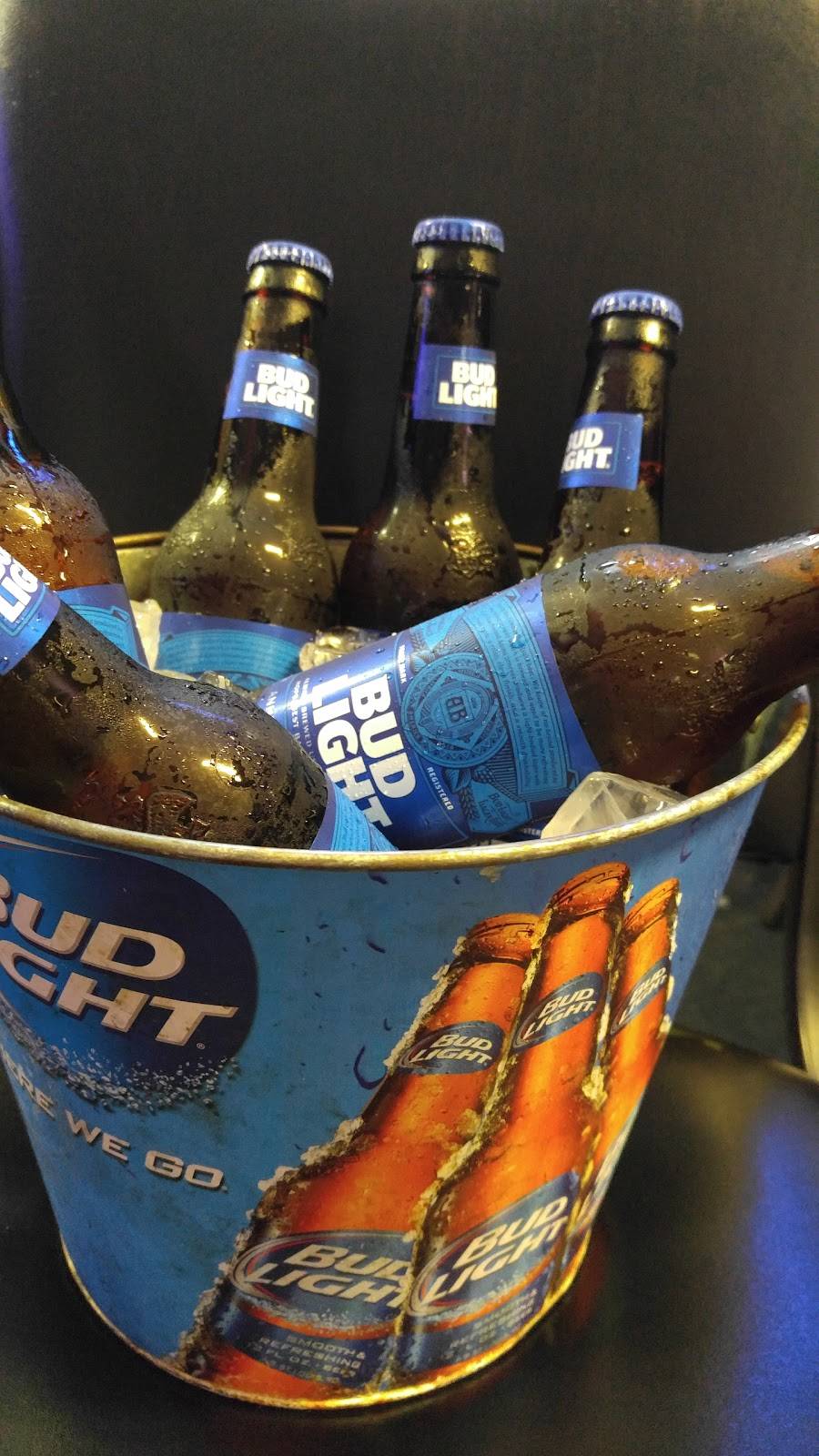 Jays sports grill | restaurant | 704 W Fort Williams St, Sylacauga, AL 35150, USA | 2562070700 OR +1 256-207-0700