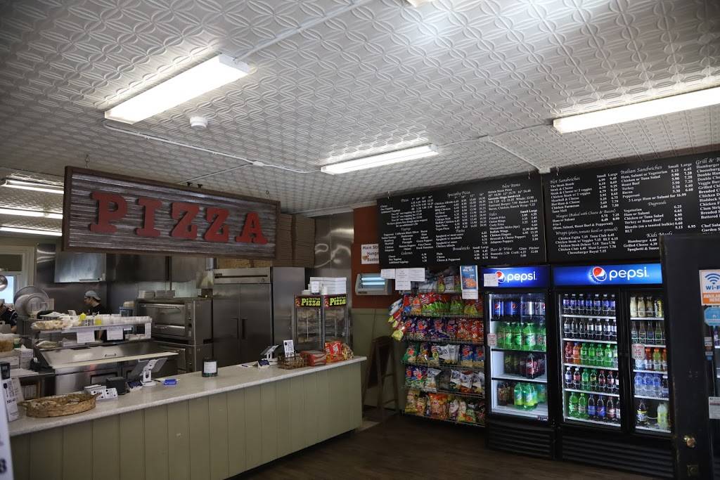 Gerards Pizza | restaurant | 233 Water St, Gardiner, ME 04345, USA | 2075826178 OR +1 207-582-6178