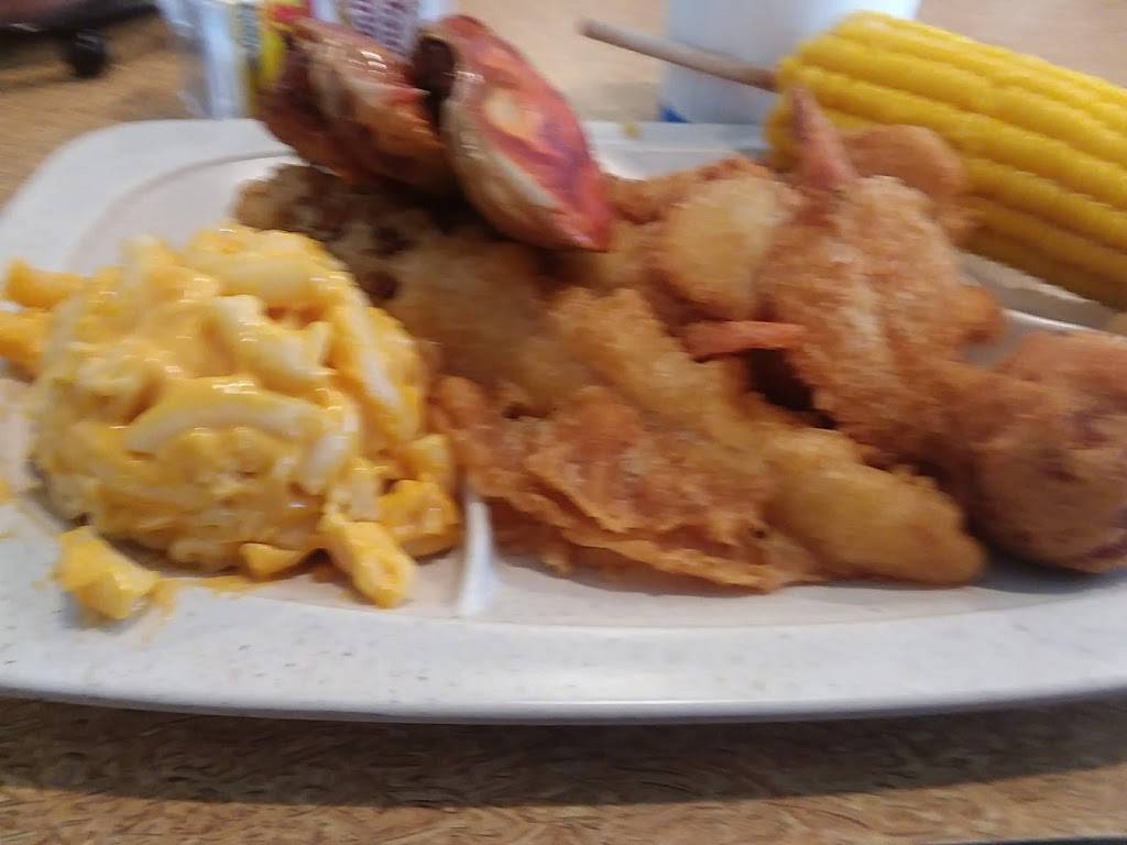 Captain Ds | restaurant | 6111 Goodman Rd, Olive Branch, MS 38654, USA | 6628905537 OR +1 662-890-5537