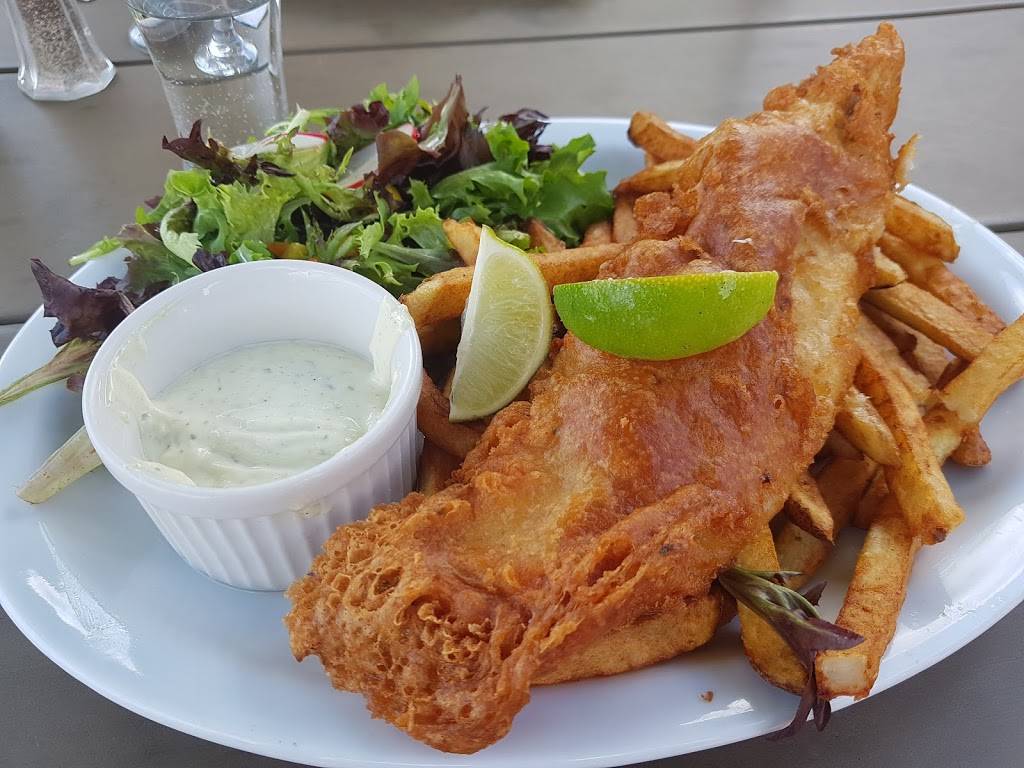 Resto de la berge | restaurant | 599 A 1re Av, Grandes-Piles, QC G0X 1H0, Canada | 8195388585 OR +1 819-538-8585