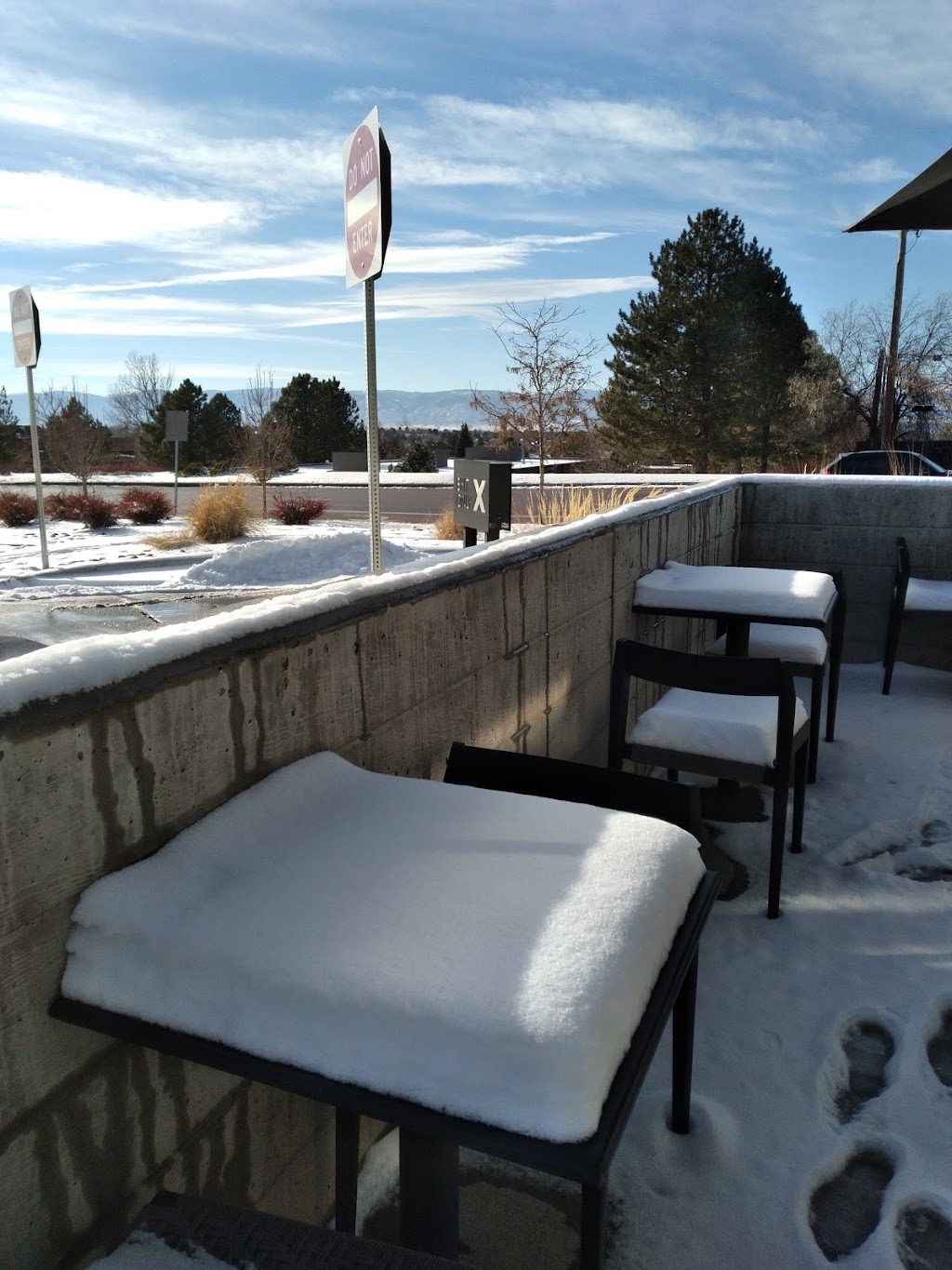 Starbucks | cafe | 7330 S Broadway, Littleton, CO 80122, USA | 3037984846 OR +1 303-798-4846