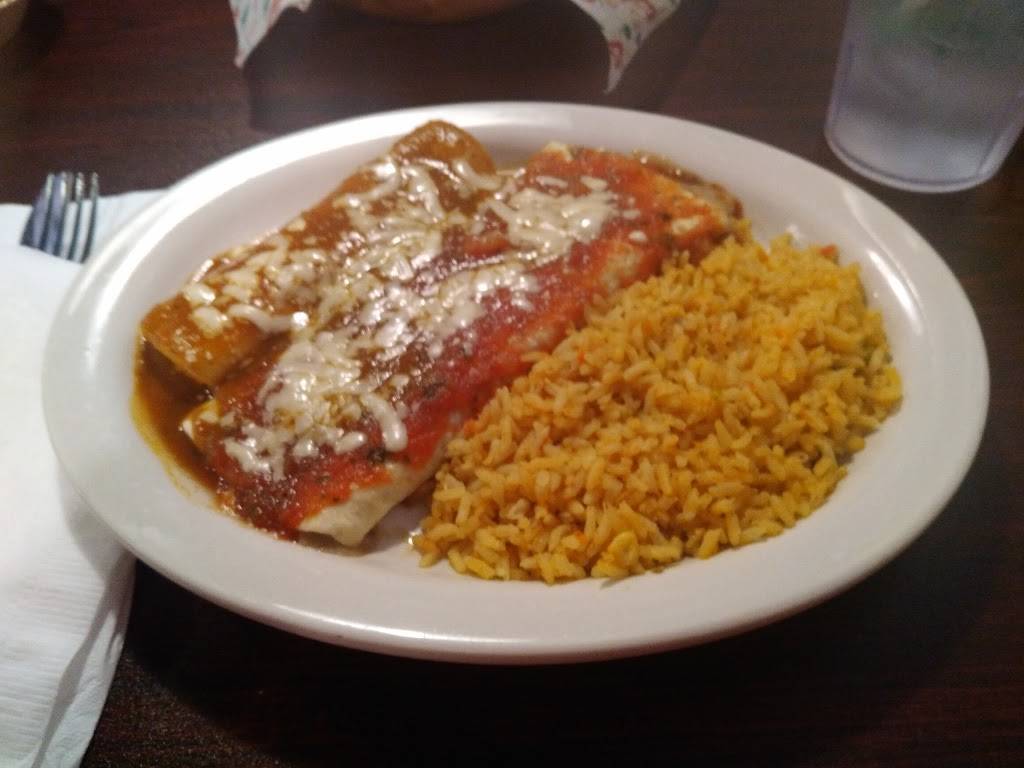 Fiesta Mexicana | restaurant | 41 Market Square, Rogersville, AL 35652, USA | 2562476180 OR +1 256-247-6180