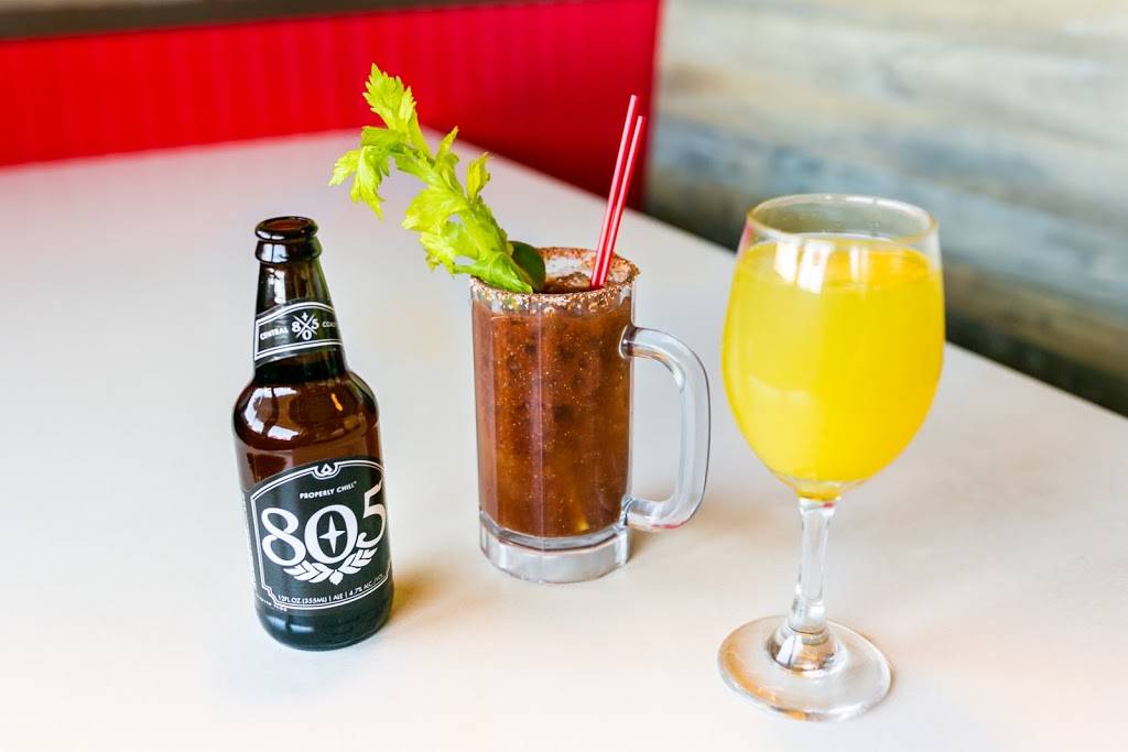 Charlies Chili Restaurant | cafe | 102 Mc Fadden Pl, Newport Beach, CA 92663, USA | 9496757991 OR +1 949-675-7991