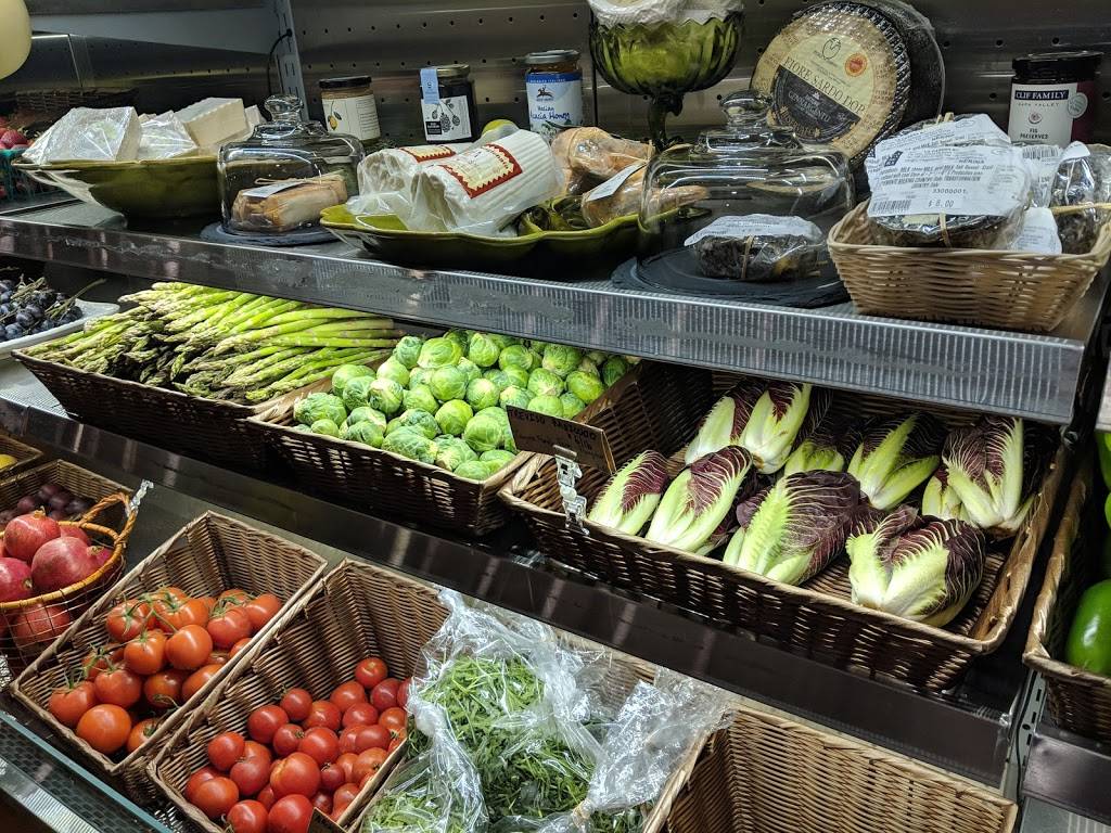 Mercato Pasta and Produce | restaurant | 630 3rd St, Santa Rosa, CA 95404, USA | 7075231400 OR +1 707-523-1400