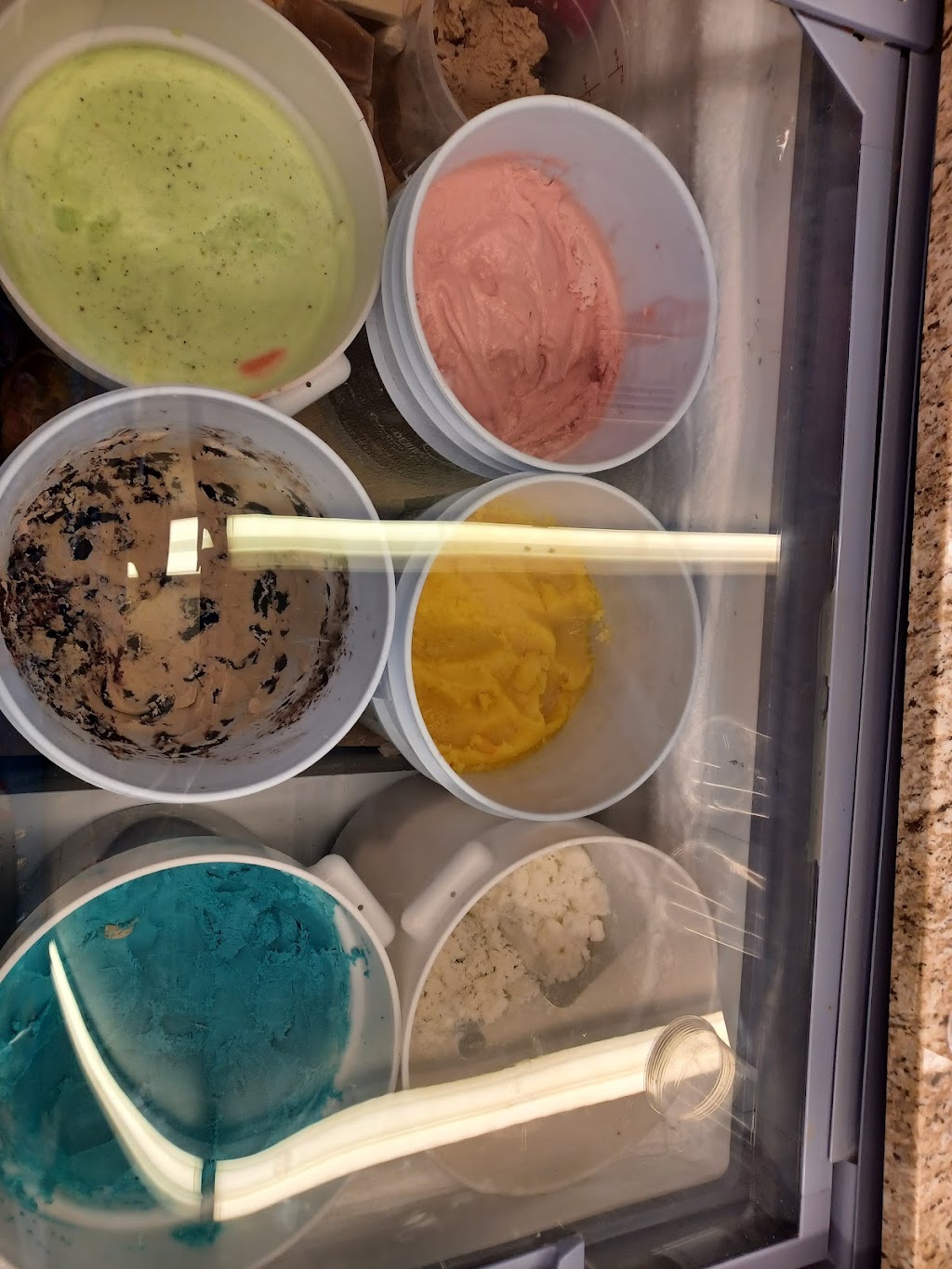 Paleteria Tuky Tuky | restaurant | 501 W 1st Ave, Hutchinson, KS 67501, USA | 6204741136 OR +1 620-474-1136