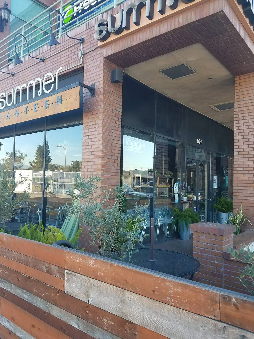Summer Canteen | restaurant | 4444 Lankershim Blvd, North Hollywood, CA 91602, USA | 8189856611 OR +1 818-985-6611
