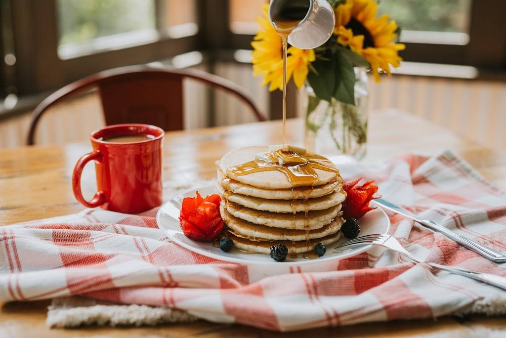 Country Touch Cafe | restaurant | 8135 El Camino Real, Atascadero, CA 93422, USA | 8054619176 OR +1 805-461-9176