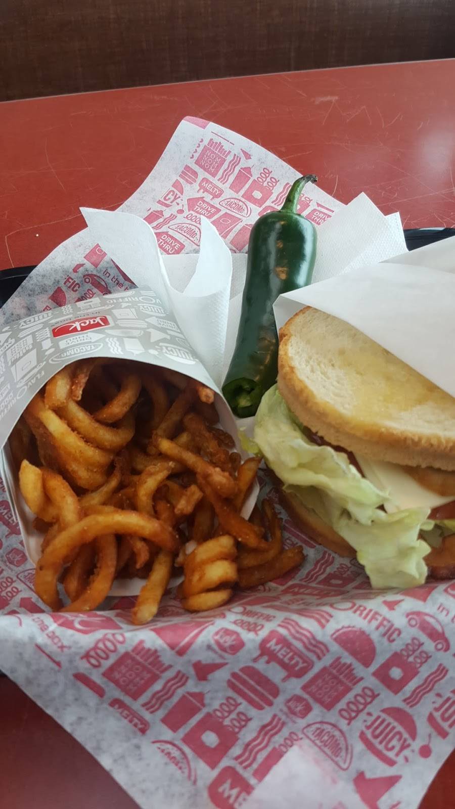 Jack in the Box | restaurant | 706 W Beverly Blvd, Montebello, CA 90640, USA | 3237220211 OR +1 323-722-0211