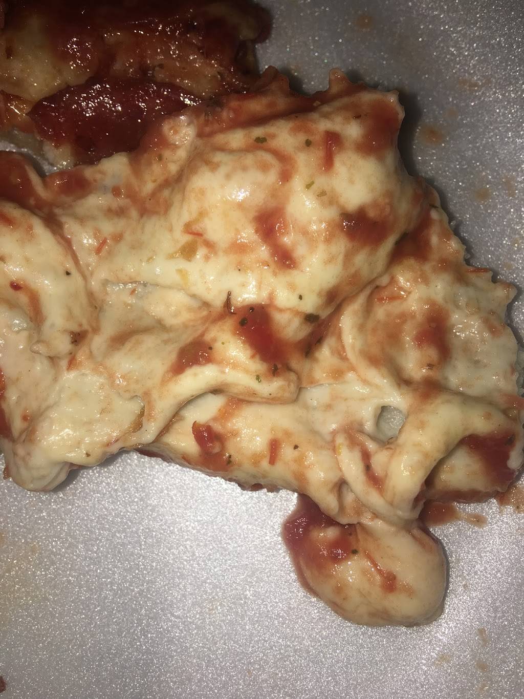 Little Caesars Pizza | meal takeaway | 286 Singing Oaks, Spring Branch, TX 78070, USA | 8304384977 OR +1 830-438-4977