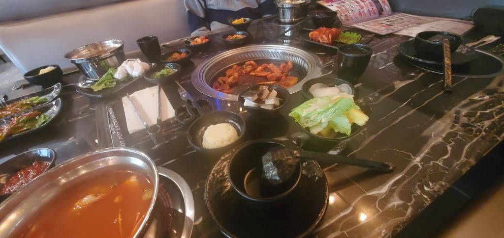 K Pot | restaurant | 330 W Oregon Ave, Philadelphia, PA 19148, USA | 2676096688 OR +1 267-609-6688