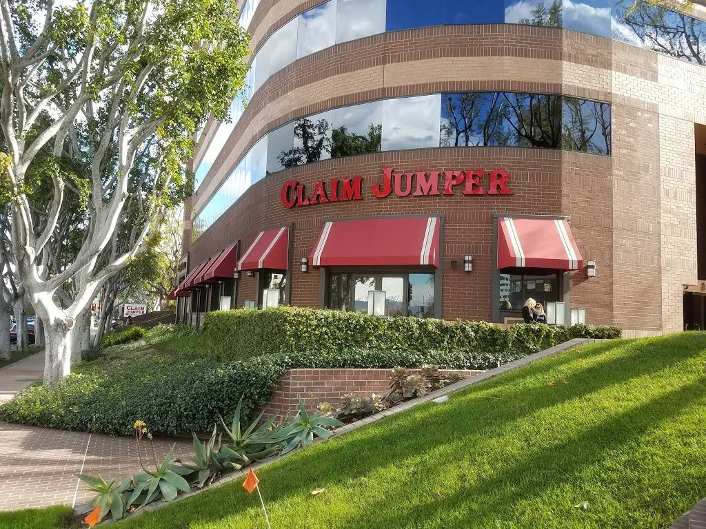 Claim Jumper Restaurants | restaurant | 3500 W Olive Ave Suite 105, Burbank, CA 91505, USA | 8182600505 OR +1 818-260-0505