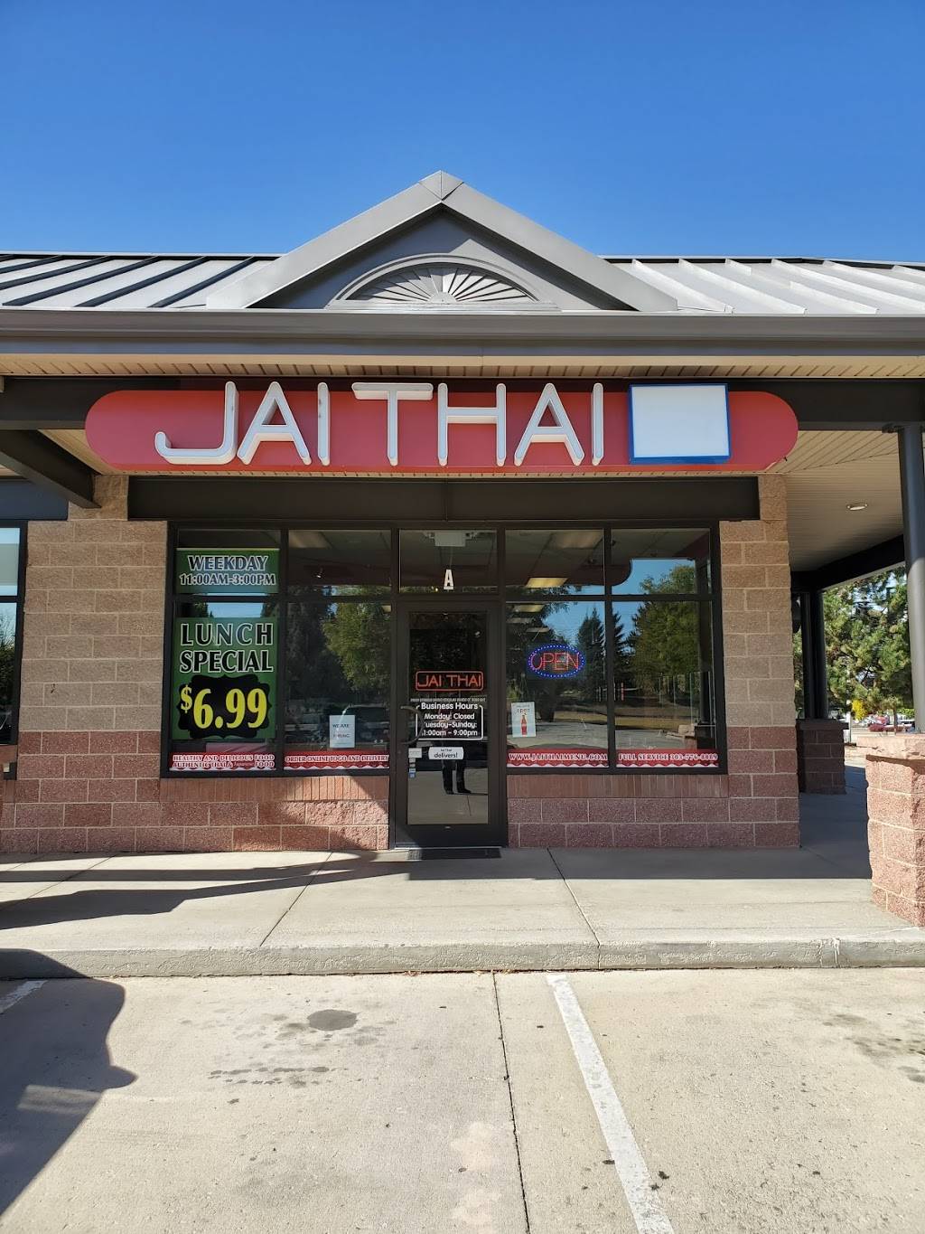 Jai Thai | restaurant | 2055 Ken Pratt Blvd A, Longmont, CO 80501, USA | 3037768089 OR +1 303-776-8089