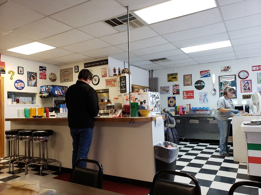 Dighton Bowl & Diner | restaurant | 530 E Long St, Dighton, KS 67839, USA | 6203975518 OR +1 620-397-5518