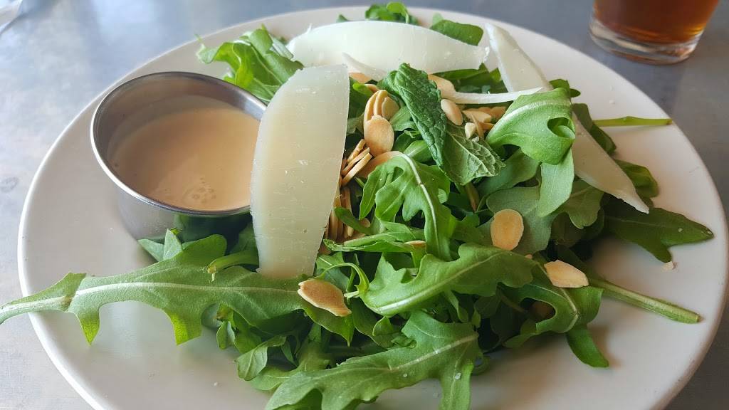 Supino Pizzeria | restaurant | 2457 Russell St, Detroit, MI 48207, USA | 3135677879 OR +1 313-567-7879