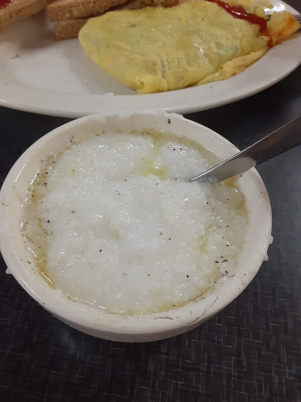 Zooks Family Restaurant | restaurant | 11200 York Rd, Cockeysville, MD 21030, USA | 4103161516 OR +1 410-316-1516