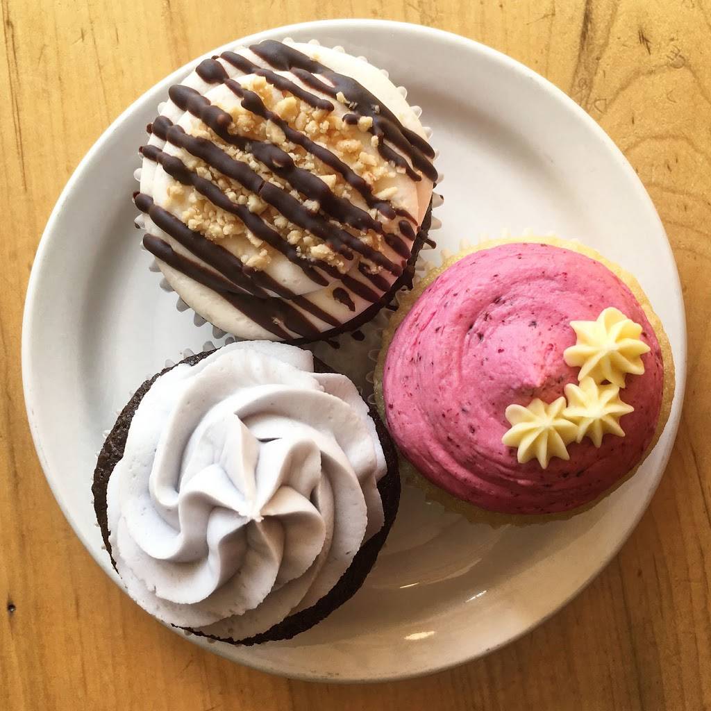 The Owlery Restaurant | restaurant | 118 W 6th St, Bloomington, IN 47404, USA | 8123337344 OR +1 812-333-7344