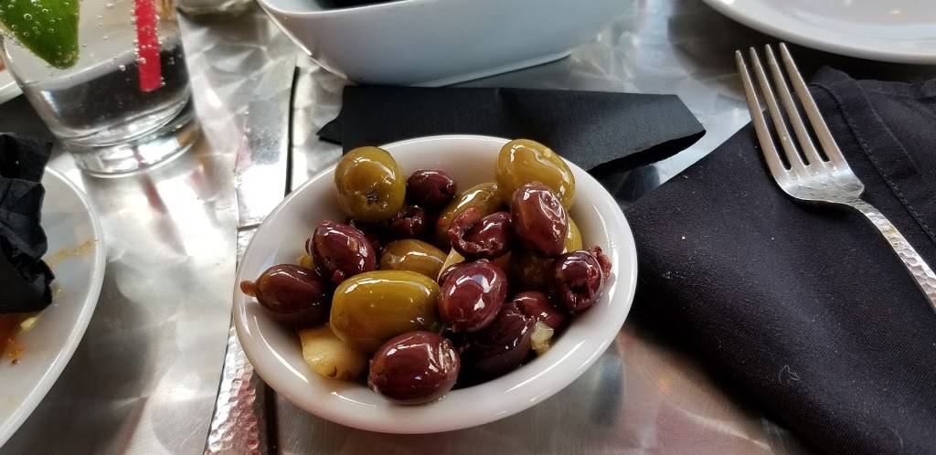 Union An American Bistro | restaurant | 3 Wilcox St, Castle Rock, CO 80104, USA | 3036888159 OR +1 303-688-8159