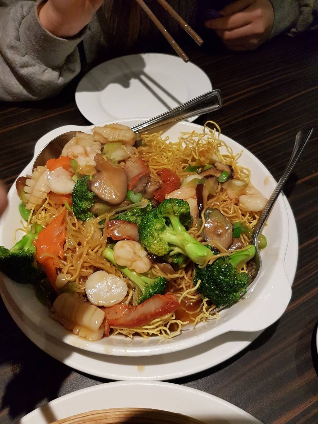 Asian Legend | restaurant | 9781 Jane St #4, Maple, ON L6A 3N9, Canada | 9058322288 OR +1 905-832-2288