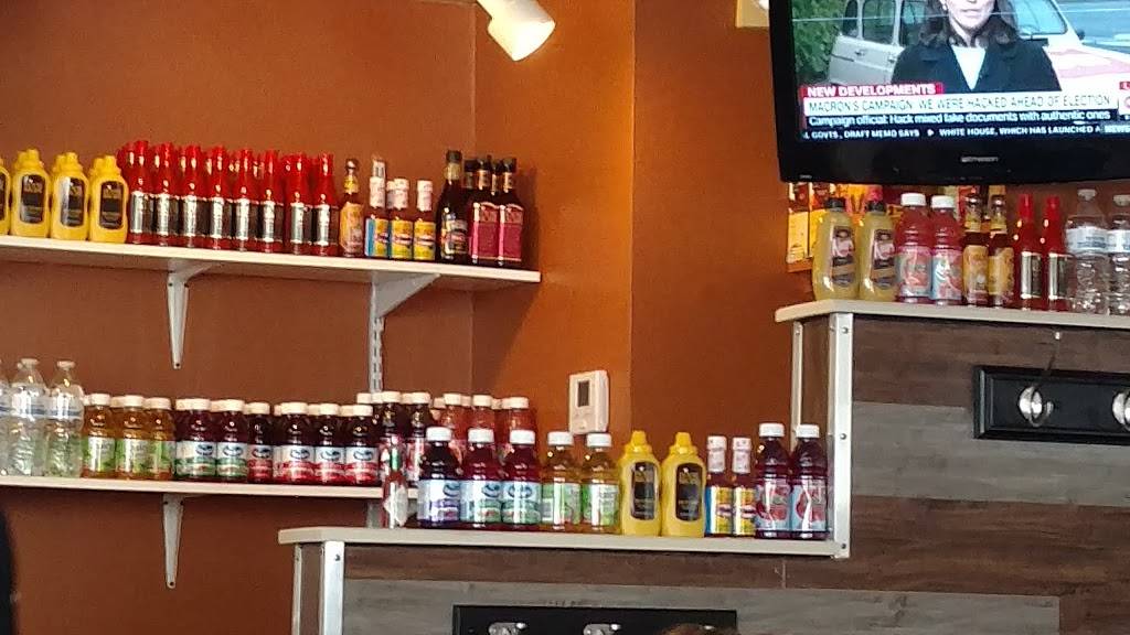 Akron Family Restaurant | restaurant | 250 W Market St, Akron, OH 44303, USA | 3303760600 OR +1 330-376-0600