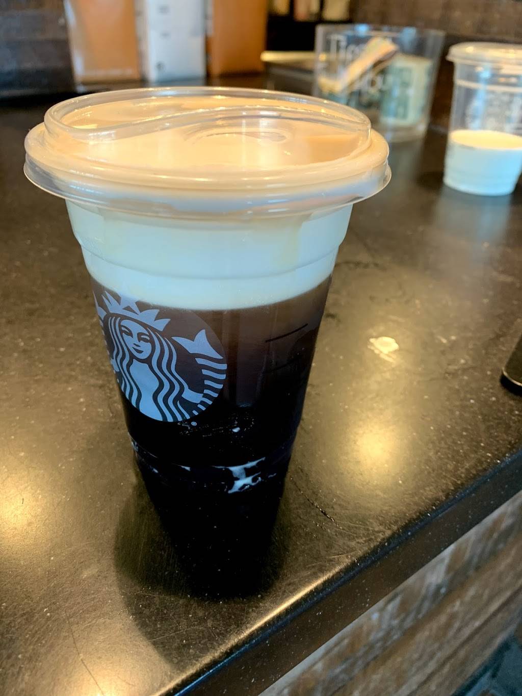 Starbucks | cafe | 160 NJ-17, Rochelle Park, NJ 07662, USA | 2018455550 OR +1 201-845-5550