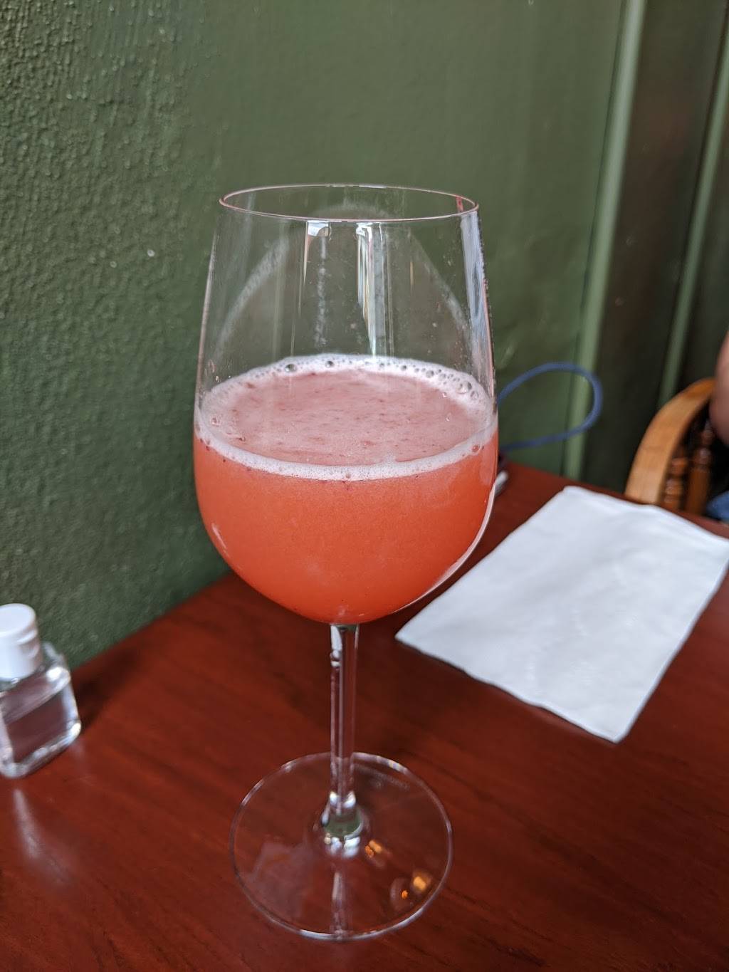 McMenamins New Tourist Bar | restaurant | 112 N Tower Ave, Centralia, WA 98531, USA | 3607365164 OR +1 360-736-5164