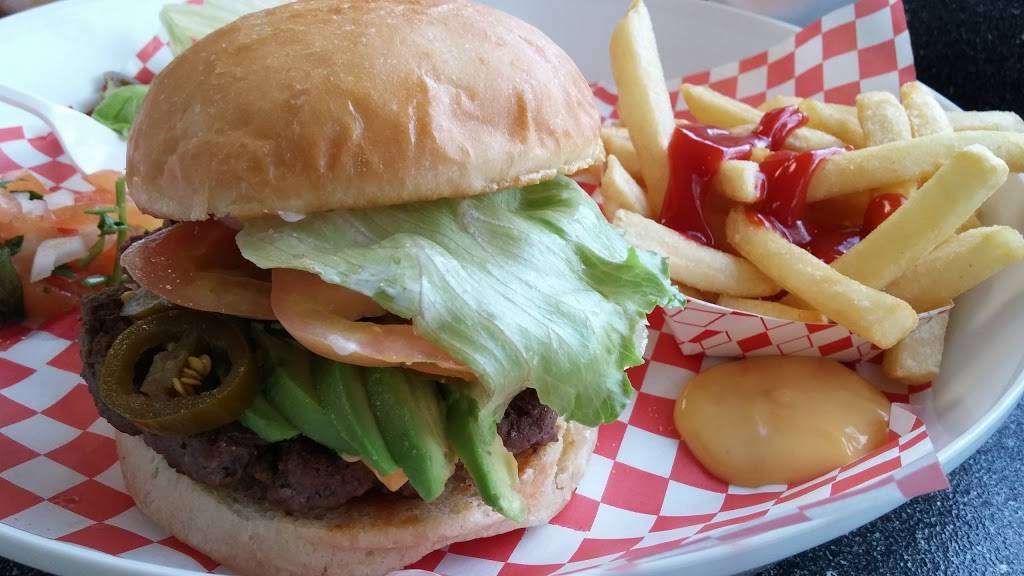 Burger Tex @ Brittmoore | restaurant | 10900 Brittmoore Park Dr M, Houston, TX 77041, USA | 7134660785 OR +1 713-466-0785