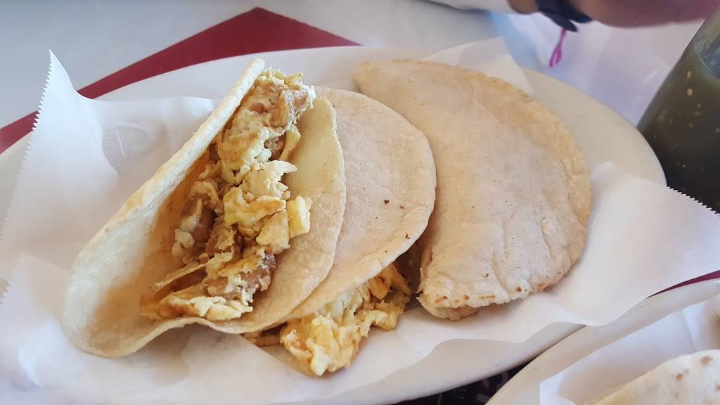 Agave Grill | restaurant | 9307 Broadway St, San Antonio, TX 78217, USA | 2108240777 OR +1 210-824-0777