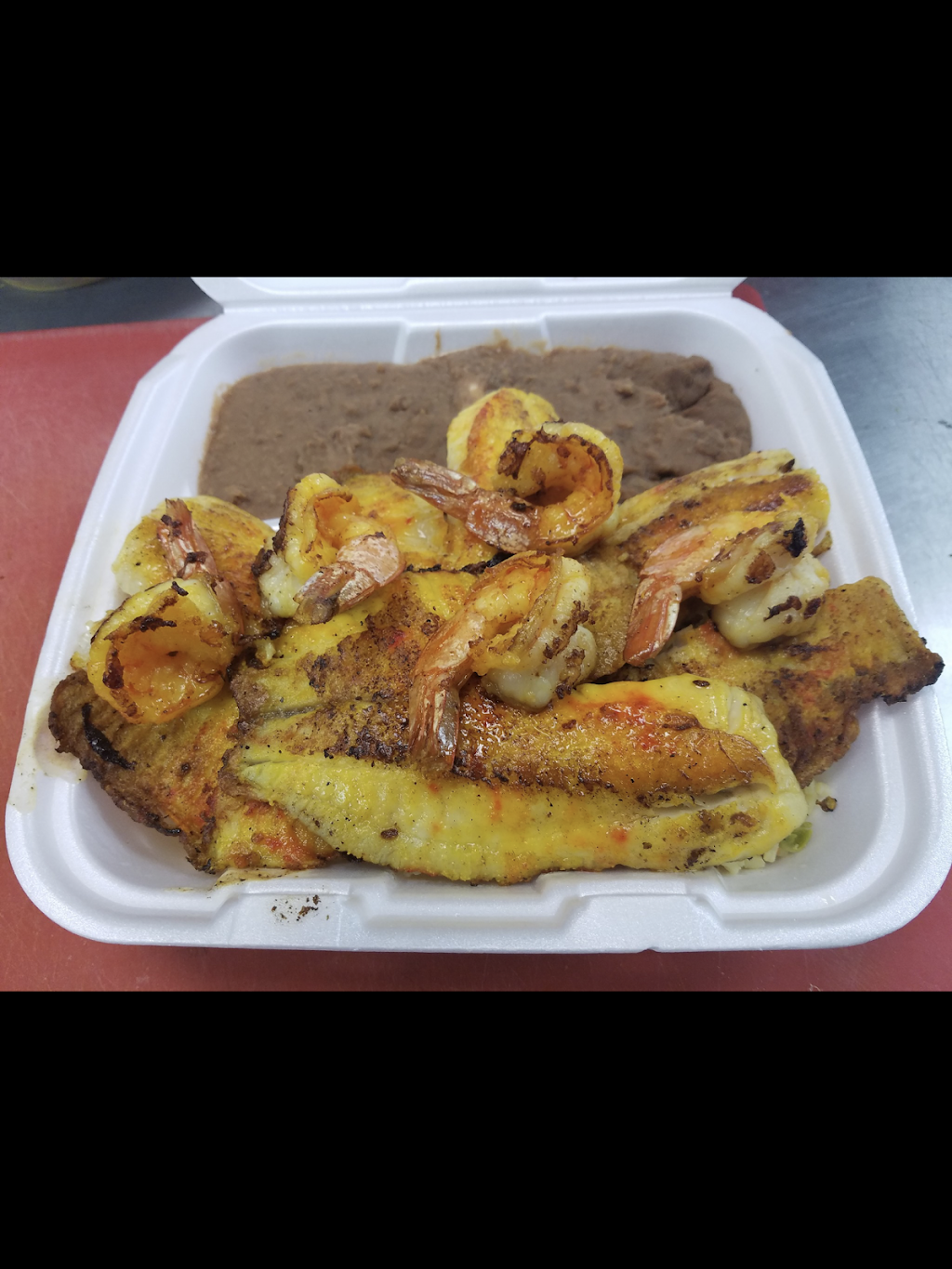 Chirilagua Pollo & Steak | restaurant | 4112 Mt Vernon Ave, Alexandria, VA 22305, USA | 7038379100 OR +1 703-837-9100